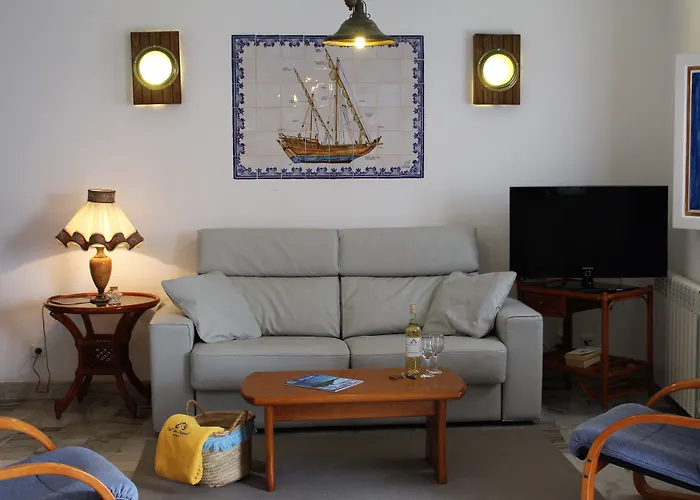Ana Margarida Residences Apartment