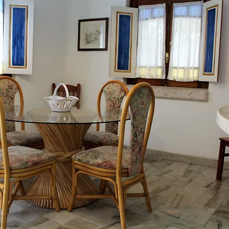 Ana Margarida Residences Apartman