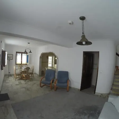 Ana Margarida Residences Apartman